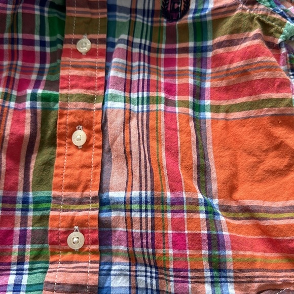18-24m Osh Kosh shorts and short sleeve onsie shirt,chaps and old navy overalls - Picture 12 of 16